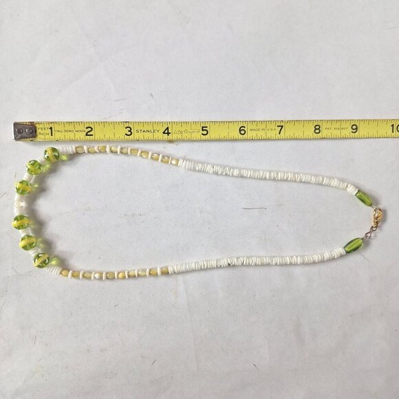 Handcrafted Beaded Necklace White and Green Beachcore - Picture 7 of 7
